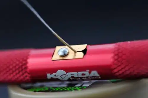 Korda Rig Toolz Strippa