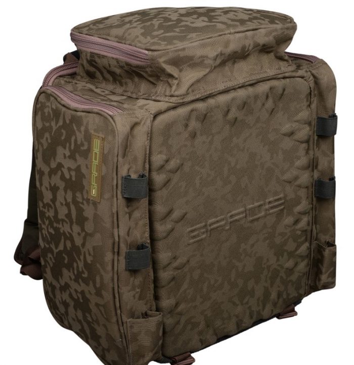Grade Compact Backpack (37x43x25cm)